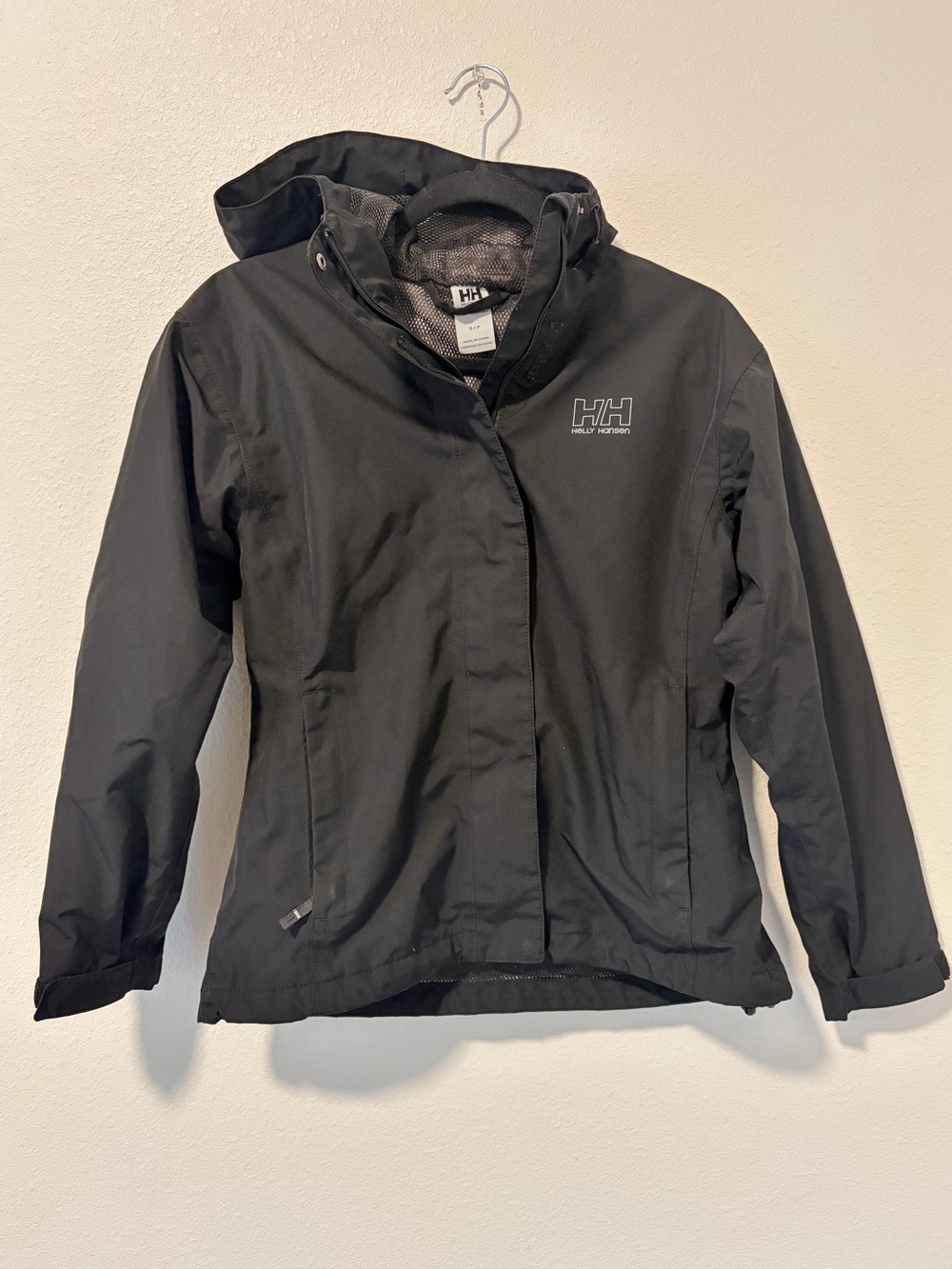 Helly Hansen Black Helly Tech Waterproof Rain Jacket Women’s Small Hooded Shell